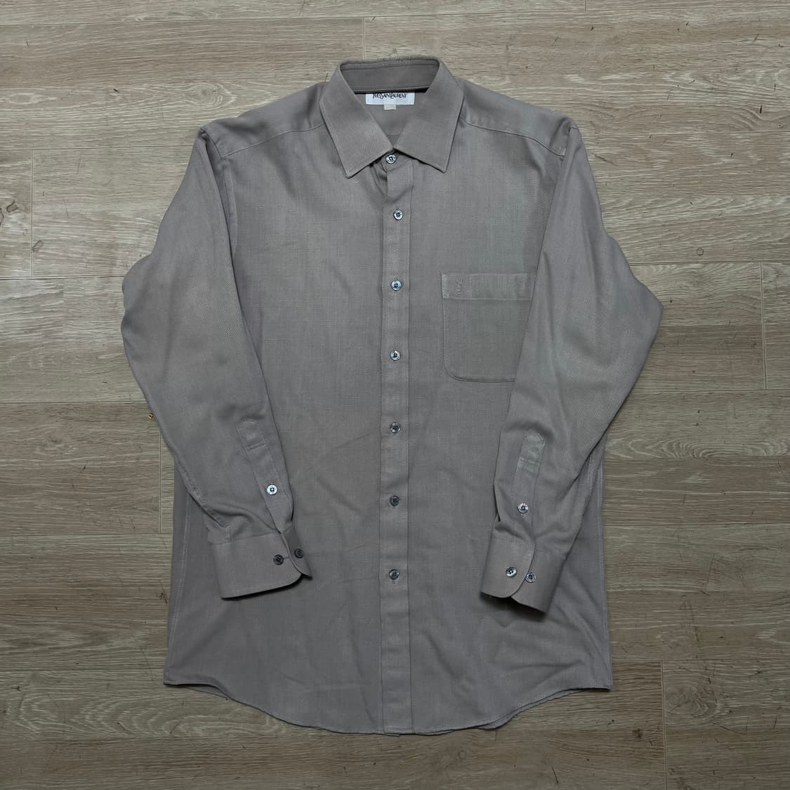 입생로랑 클래식 미니멀 솔리드 셔츠 [카멜] M/95 상품이미지1