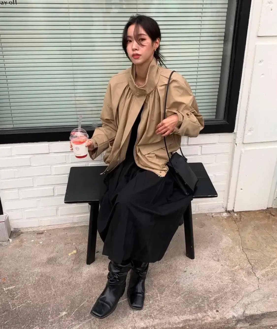 (새상품)셔링 디테일 클래식 블로우 점퍼 아우터 자켓 상품이미지1