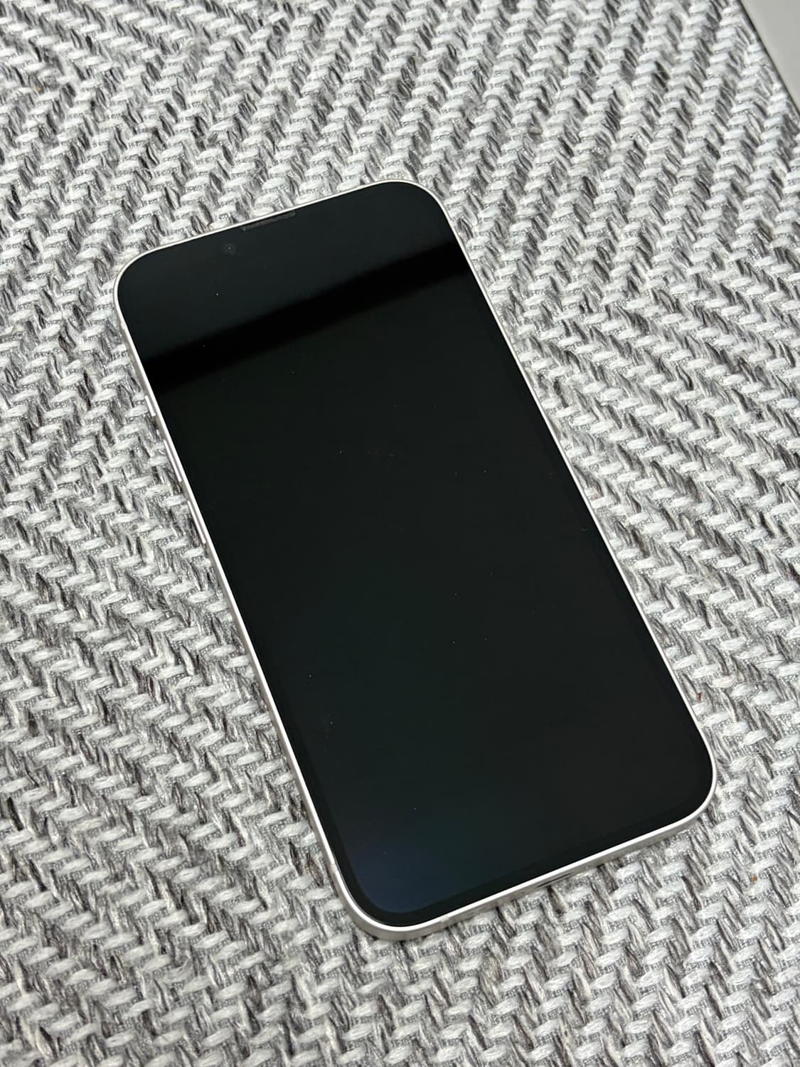 아이폰13 128g 화이트 상품이미지3