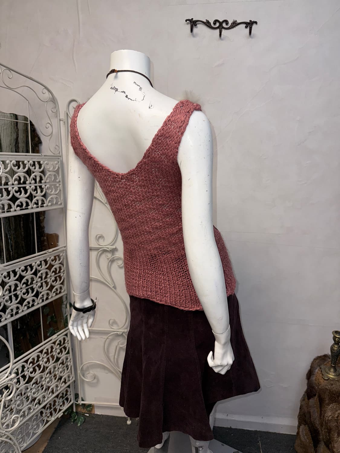 Indi pink rabbit fur trimming wool 슬리브리스 상품이미지3