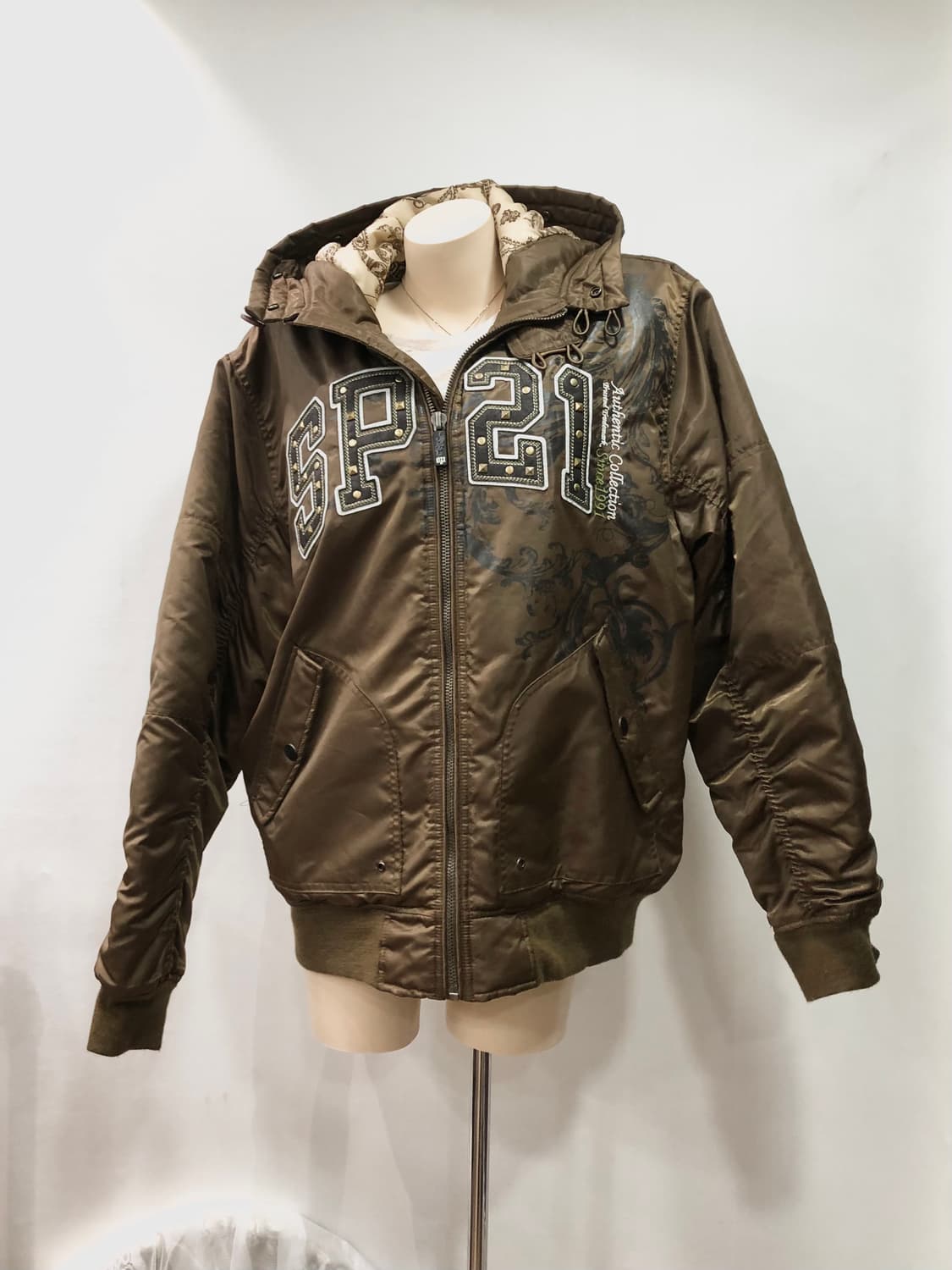 SP21 logo brown padding 상품이미지1