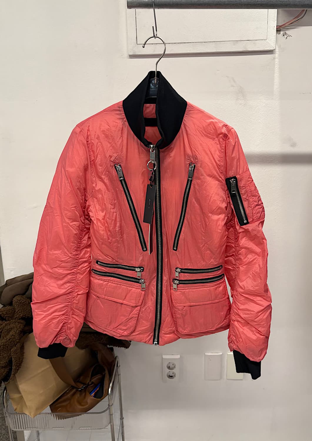 새상품 디젤 양면 패딩  상품이미지1