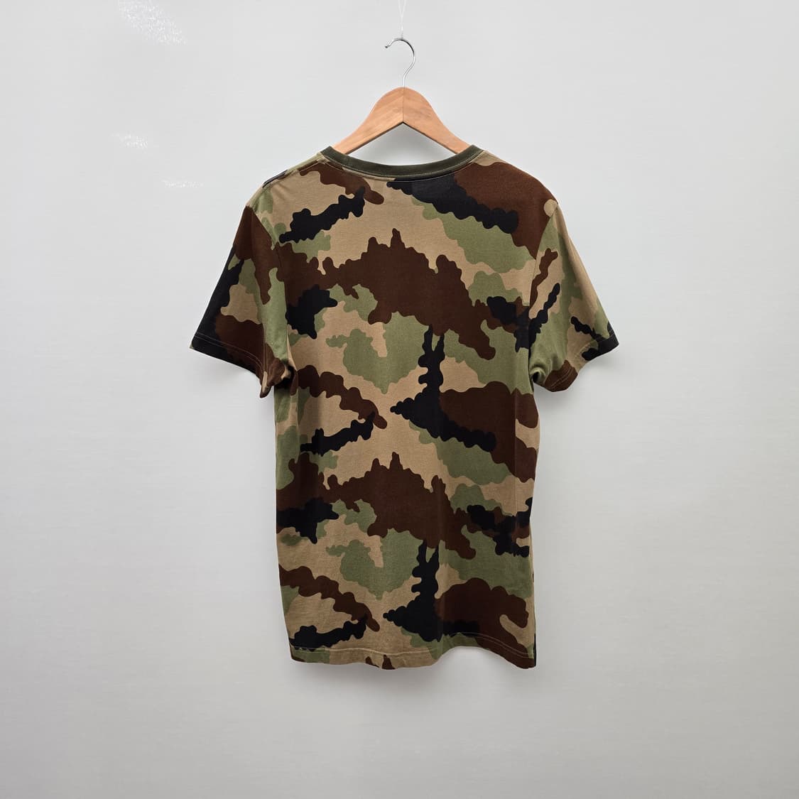 아디다스 카모 빅로고 반팔티 상품이미지5