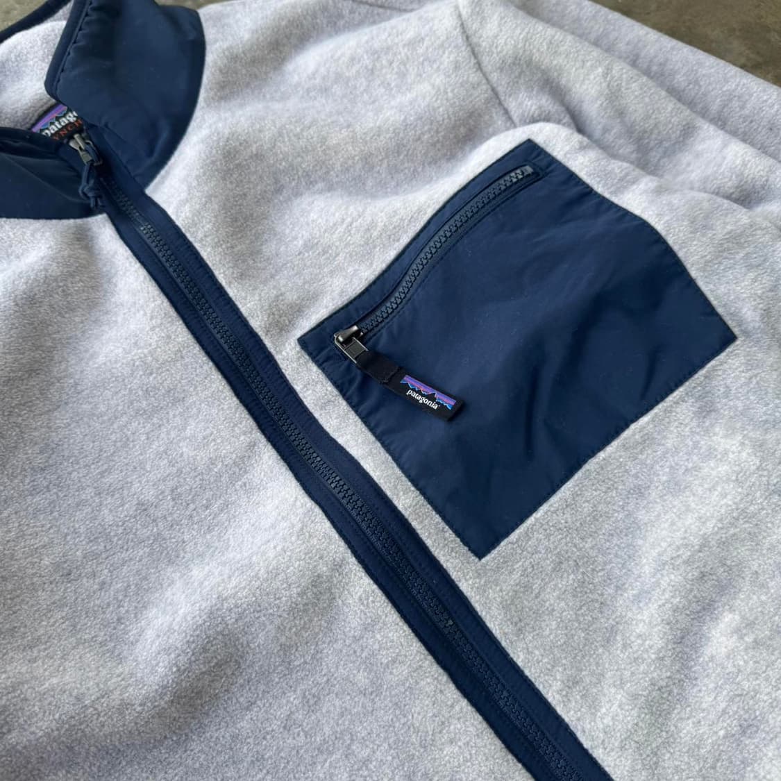 17FW 파타고니아 라이트웨이트 신칠라 스냅-티 플리스 재킷 그레이 상품이미지2