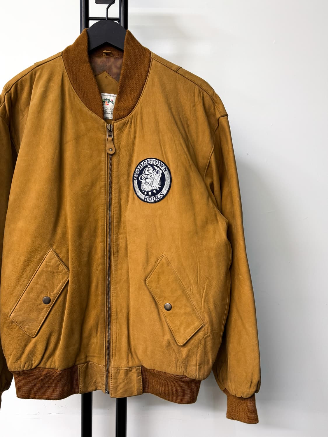 오메가 조지타운 훌스 스웨이드 봄버 상품이미지2