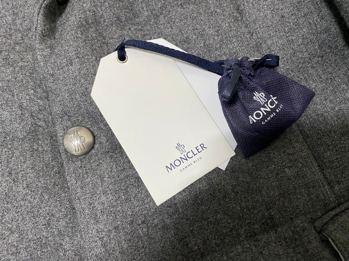 몽클레어 감마블루 톰브라운 미드그레이 패딩 울 블레이져 1사이즈 상품이미지4