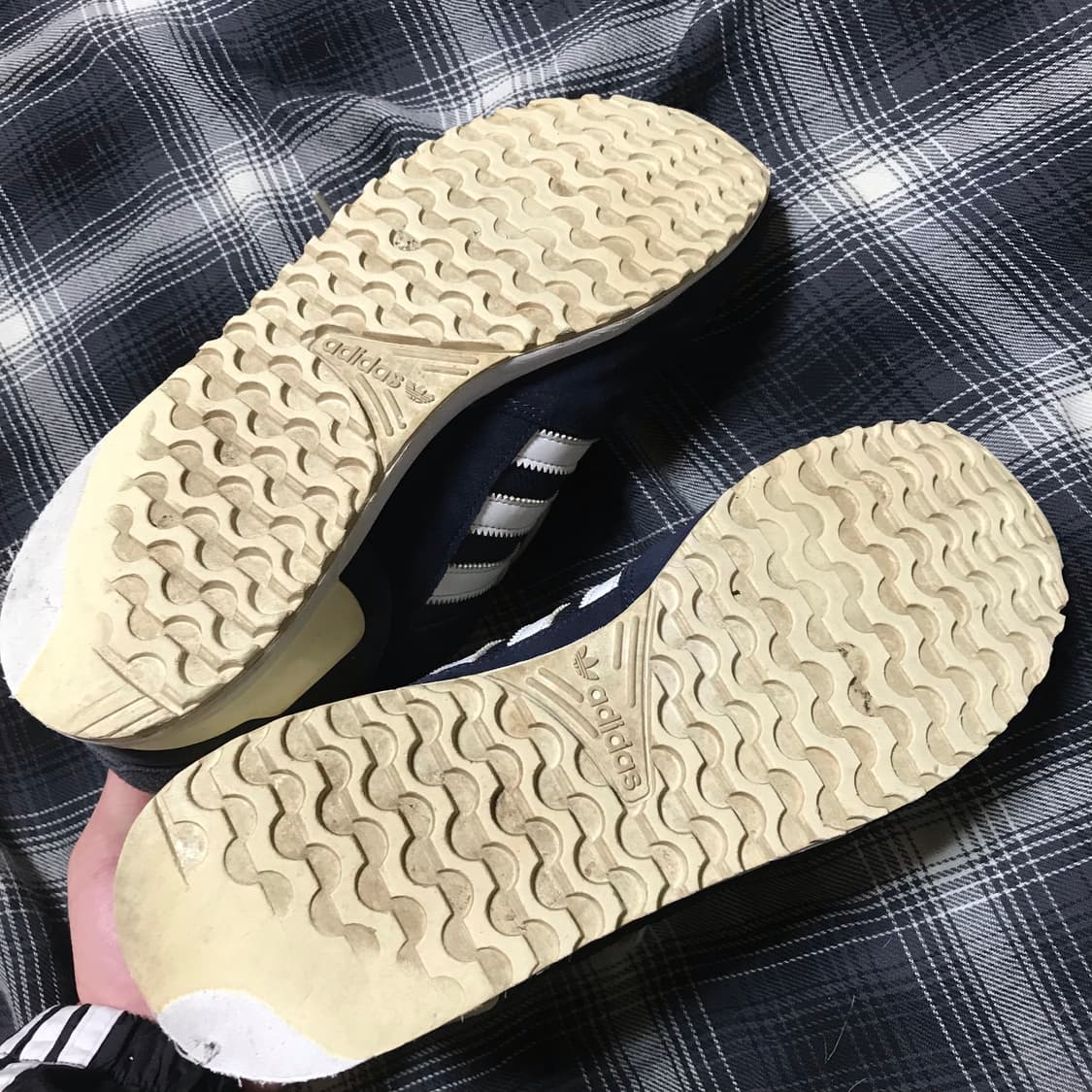아디다스 오리지널 스니커즈 zx 700 네이비 270 상품이미지4