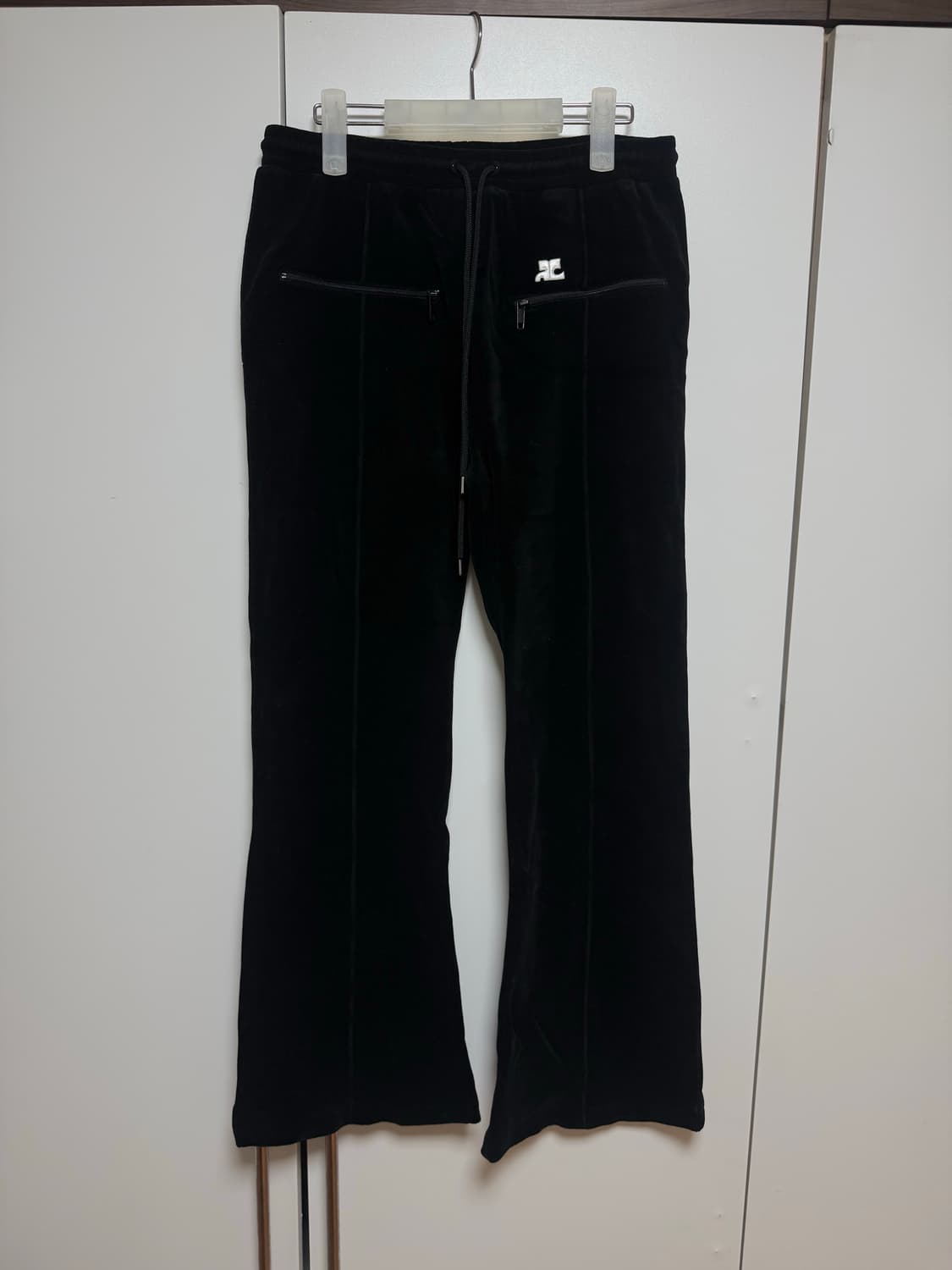 꾸레쥬 벨벳 트레이닝 팬츠 (3) 상품이미지1