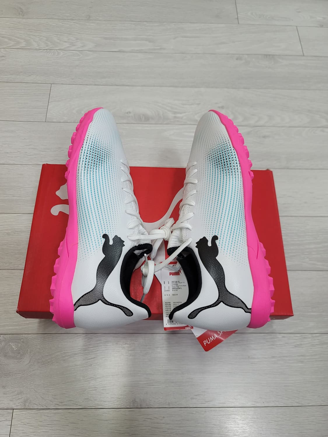 (260)푸마 풋살화 퓨처 7 플레이 TT[대전 직거래도 가능] 상품이미지1