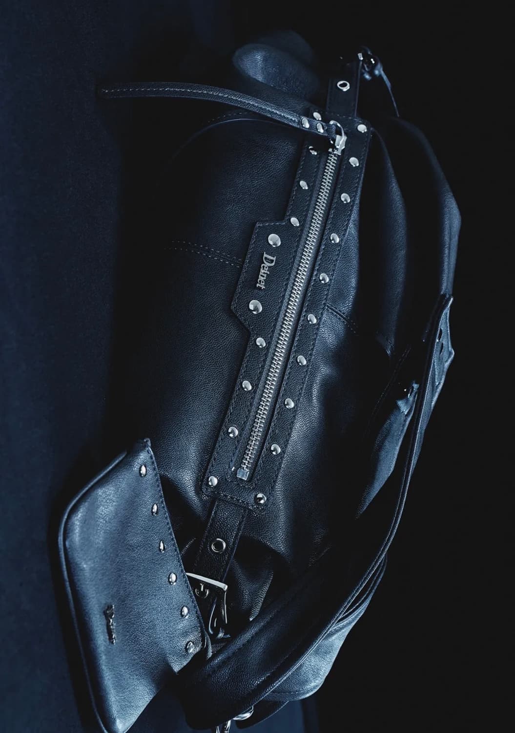다이닛 STUD DETAIL POINT POCKET BAG 포켓 백 상품이미지3