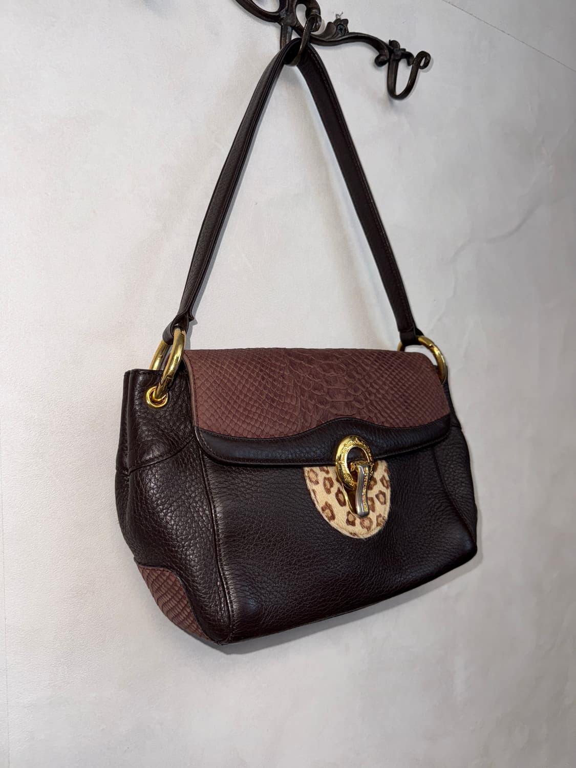 Dark brown oriental python calf fur 숄더백 상품이미지2
