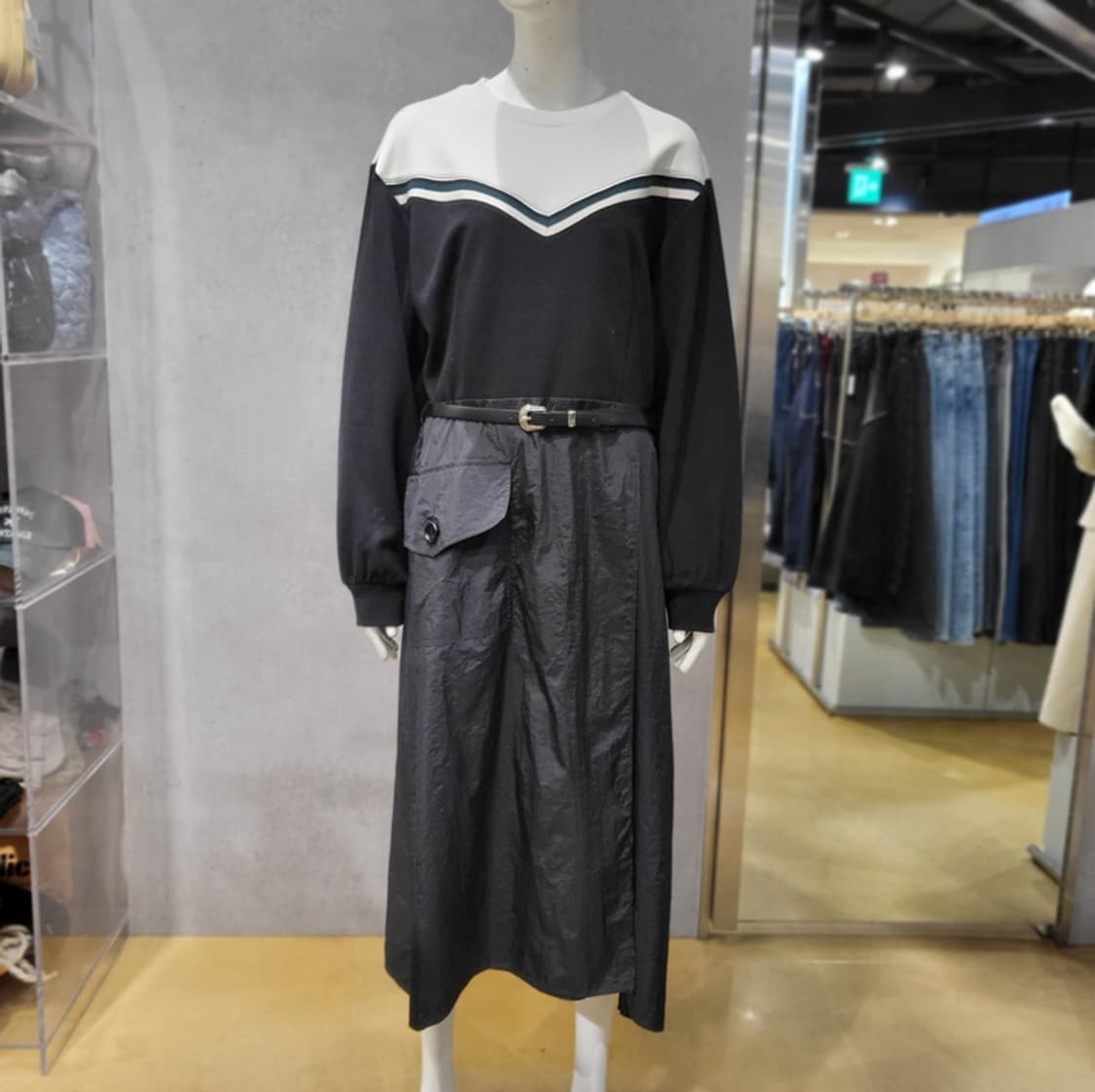 쥬시쥬디 우븐 배색 져지원피스 상품이미지1