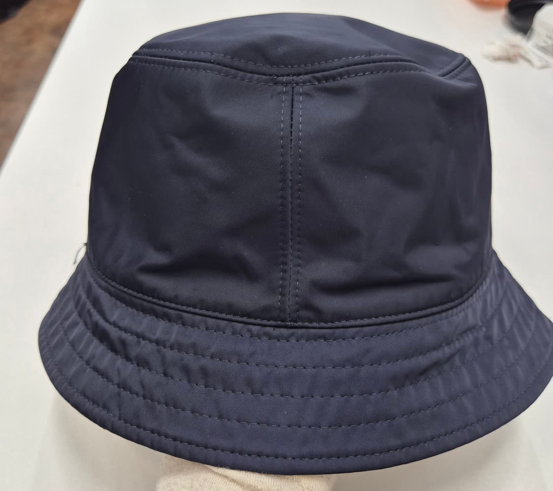 몽클레어 로고 패치 리버시블 여자 버킷햇 모자/ M(정품) 상품이미지3