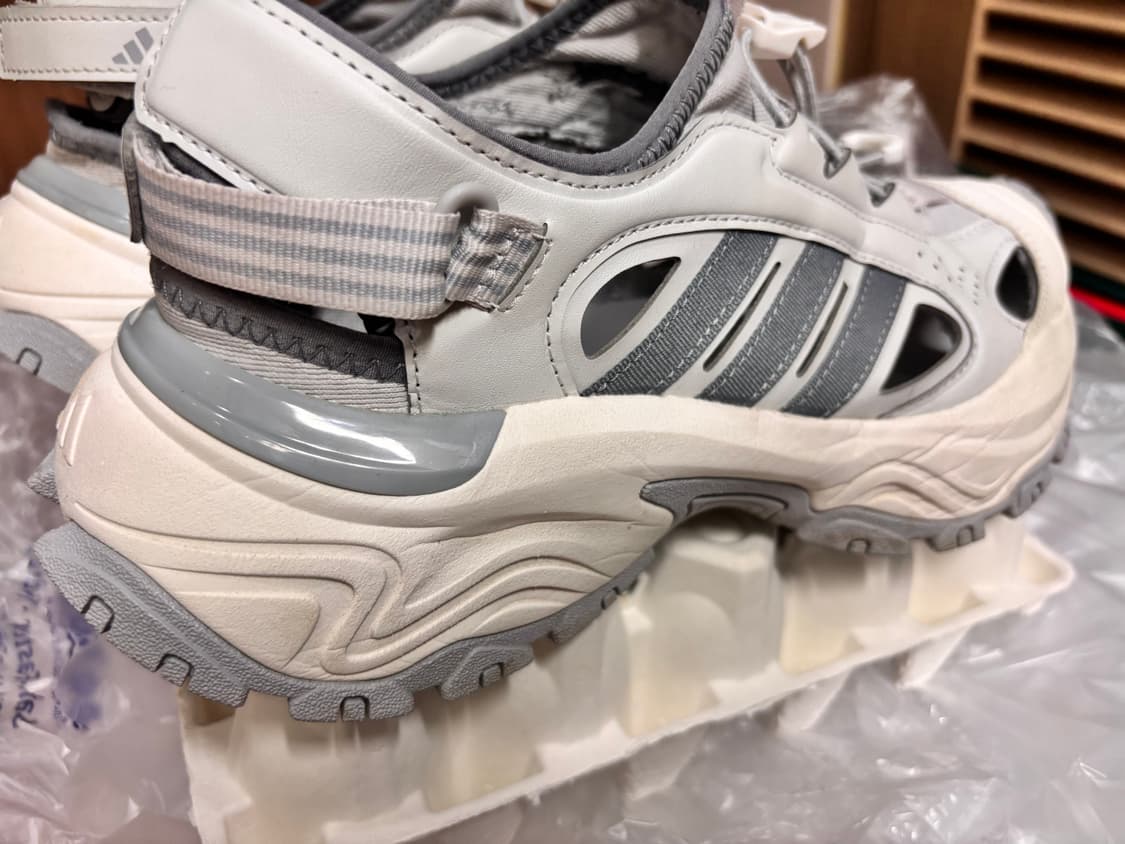 아디다스 스니커 샌들 (255) 상품이미지3