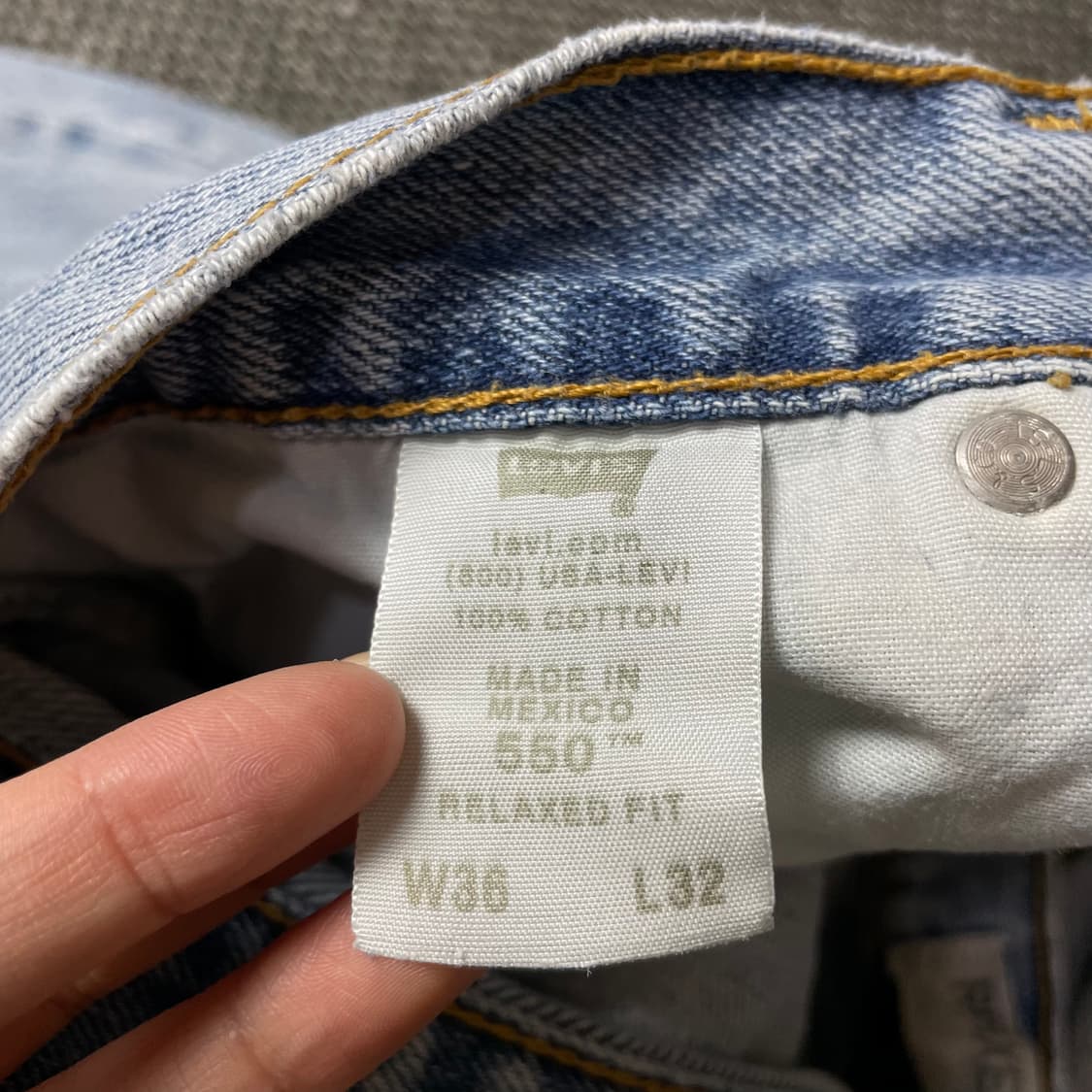 (36) 리바이스 550 36X32 연청 데님 팬츠 릴렉스드핏 상품이미지5