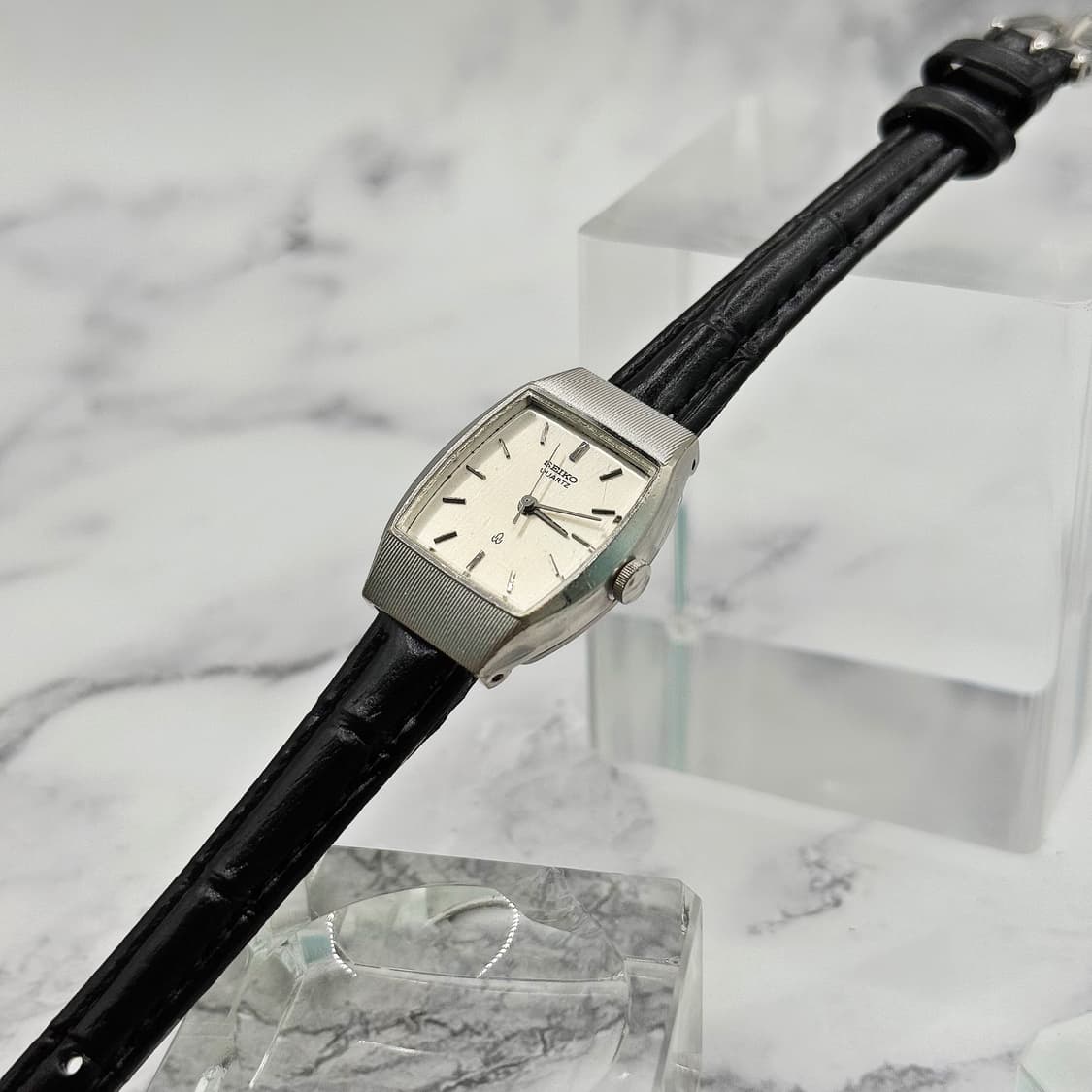 70s80s 빈티지 세이코 버티컬 스트라이프 토노 워치 상품이미지2