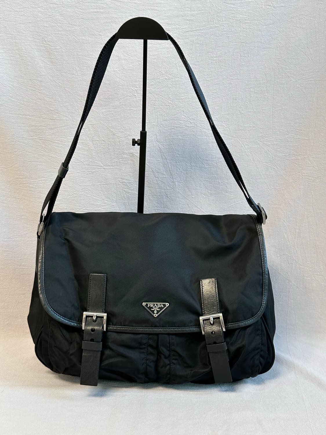 프라다 나일론 포코노 크로스백 메신저백 투포켓 버클 상품이미지1
