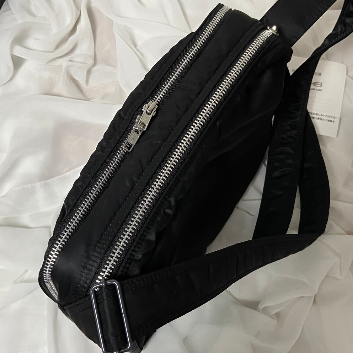 미품)PORTER 포터 탱커 숄더백 L 블랙 상품이미지3