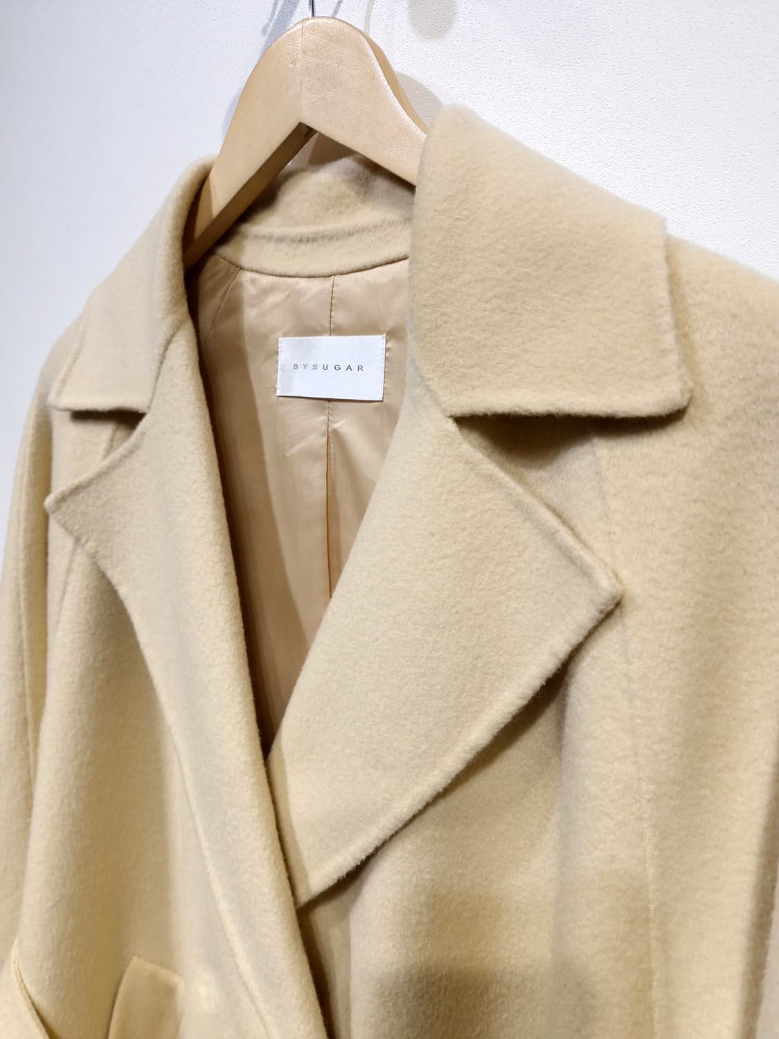 바이슈가 슬릿슬리브 핸드메이드 울코트 버터옐로 상품이미지4