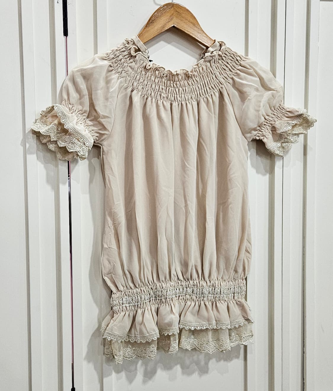 no0327  오프숄더 레이스 스모크 블라우스 상품이미지2