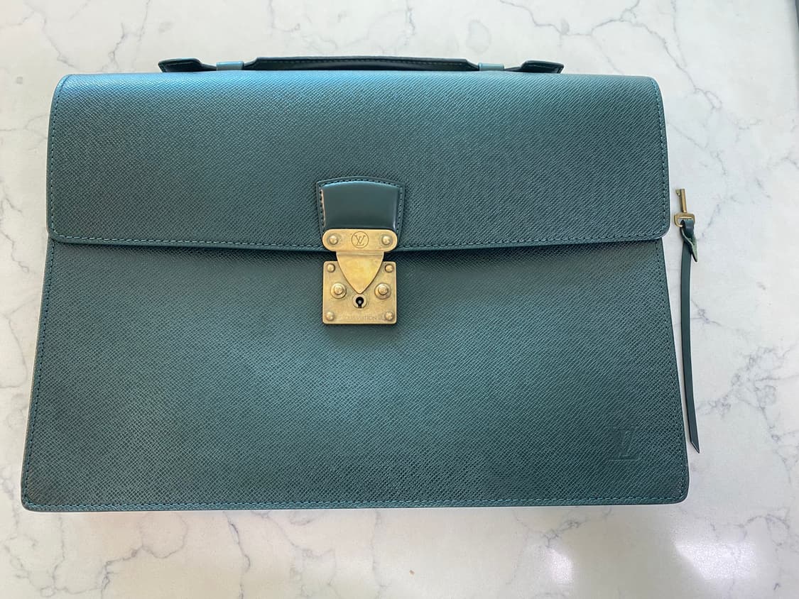 루이비통(Louis Vuitton) 타이가 코라드 그린 브리프케이스 상품이미지1