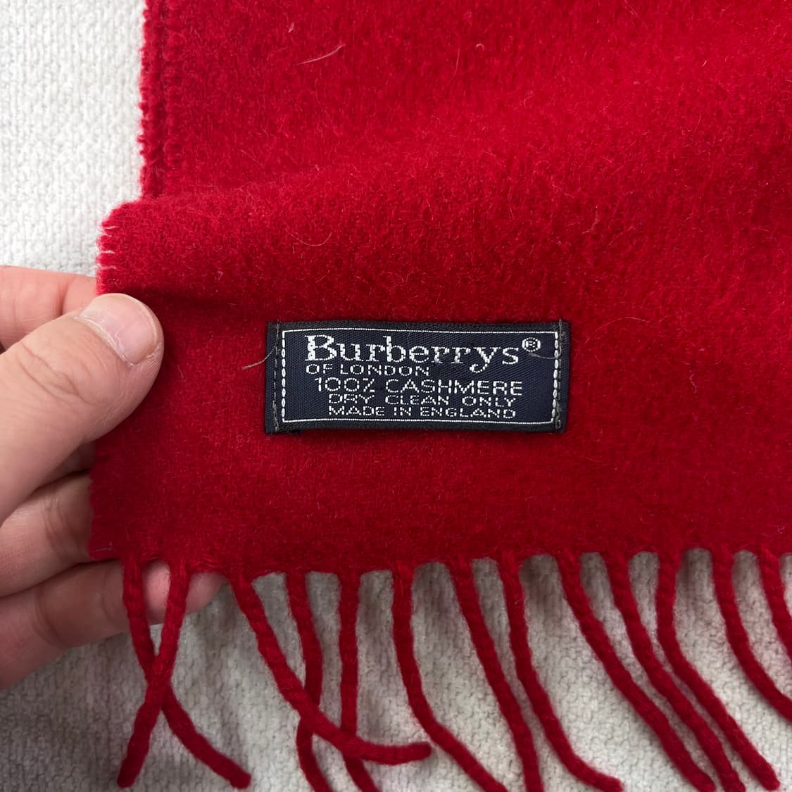 버버리 기마로고 캐시미어 레드 머플러 상품이미지4