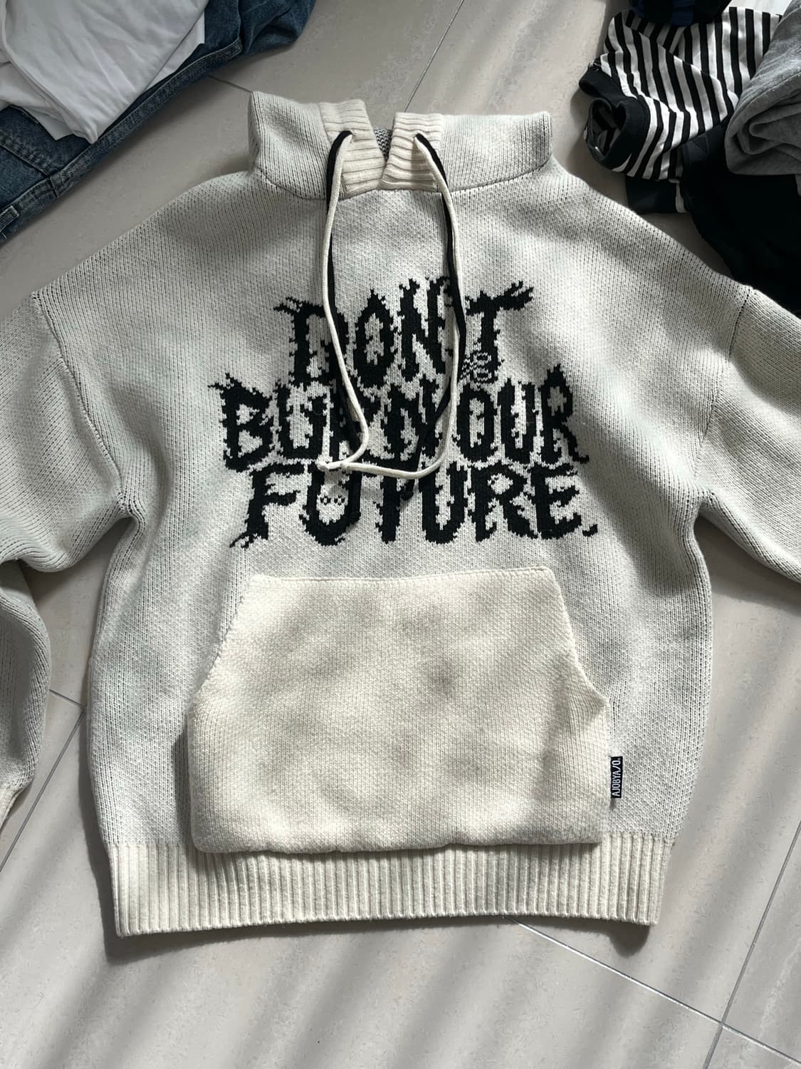 아조바이아조 후드티 상품이미지2