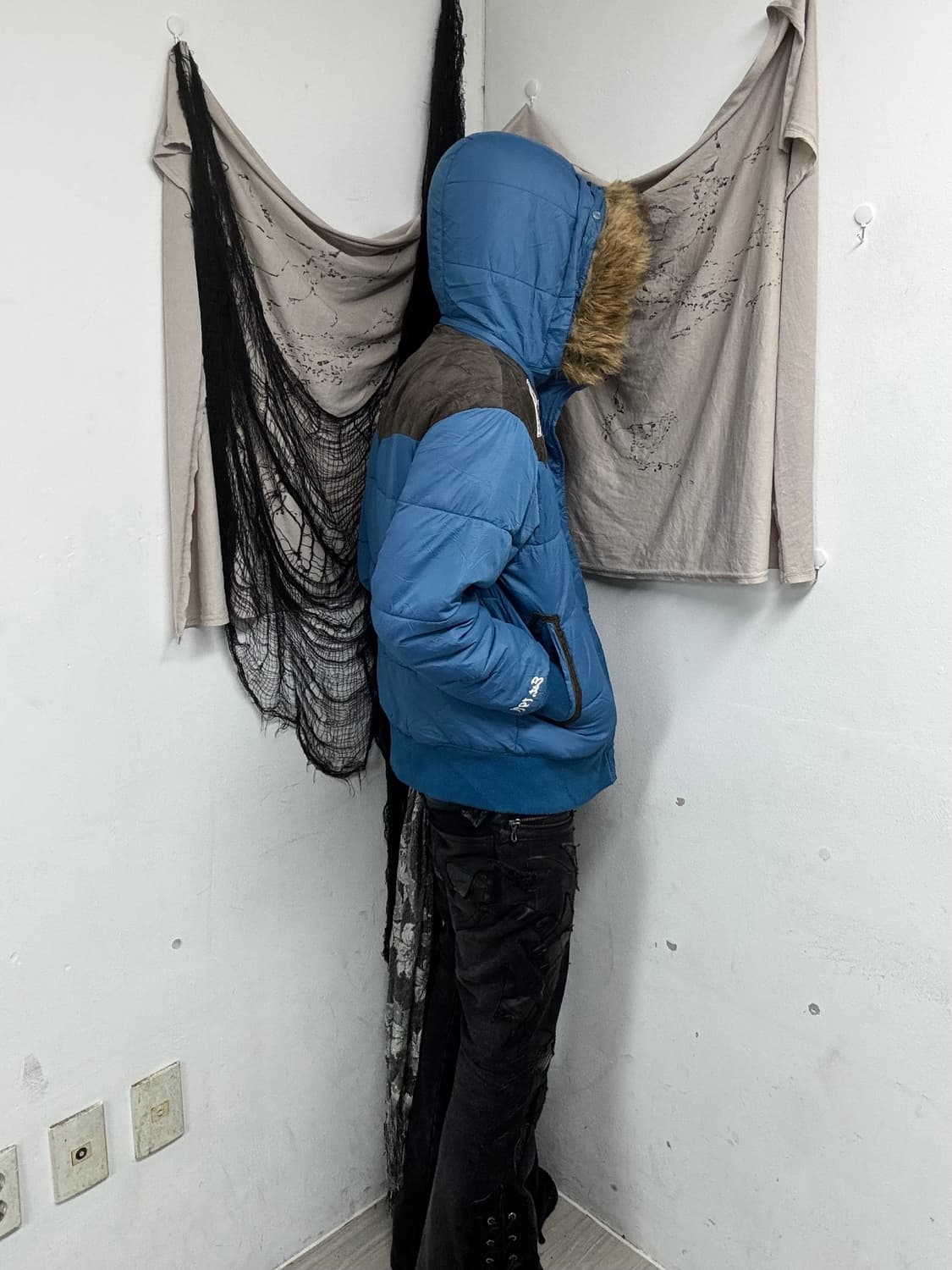 [TC SURF] Y2k Mood Blue Fur Padding 상품이미지3