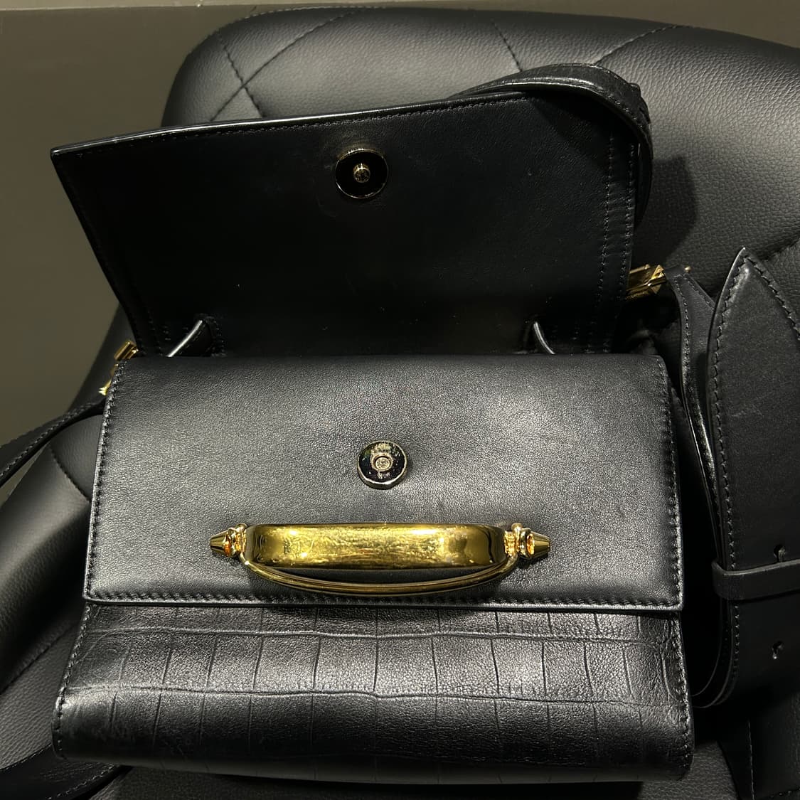 알렉산더 맥퀸 크록 더스토리 크로스백 상품이미지6