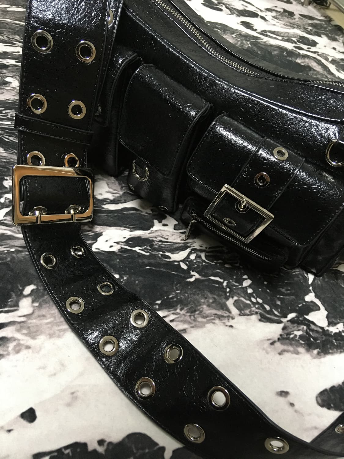 블랙퍼플 포트리스 백 Fortress Bag_Black 상품이미지4