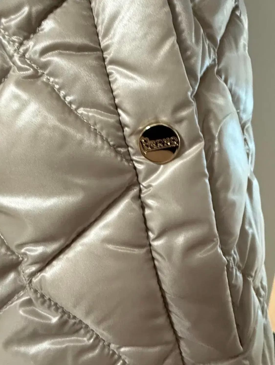 에르노 여성 퀼팅 경량 패딩 아이보리 (42사이즈) 상품이미지6