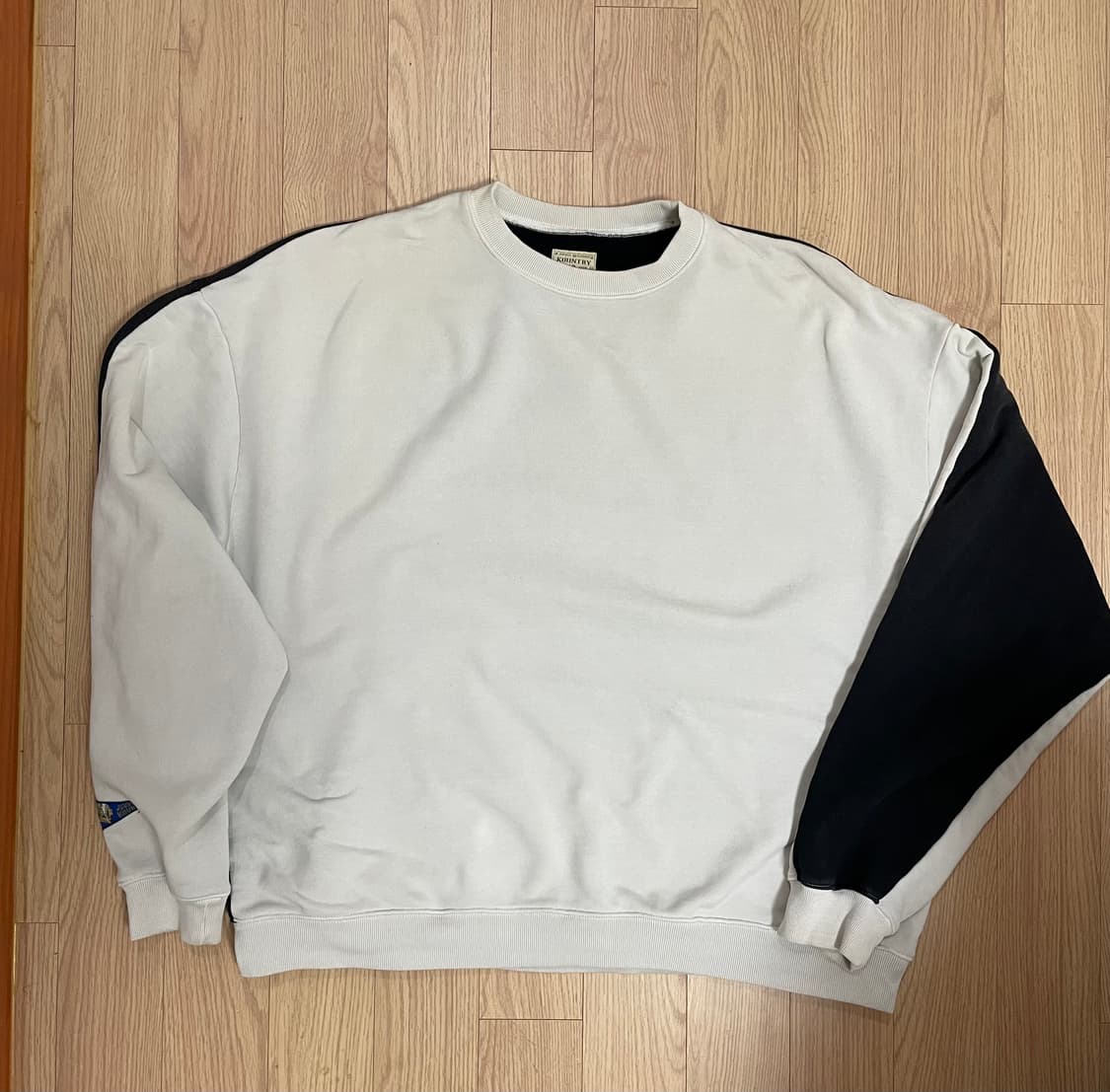 캐피탈 투톤 빅 플리스 스웻셔츠 상품이미지3