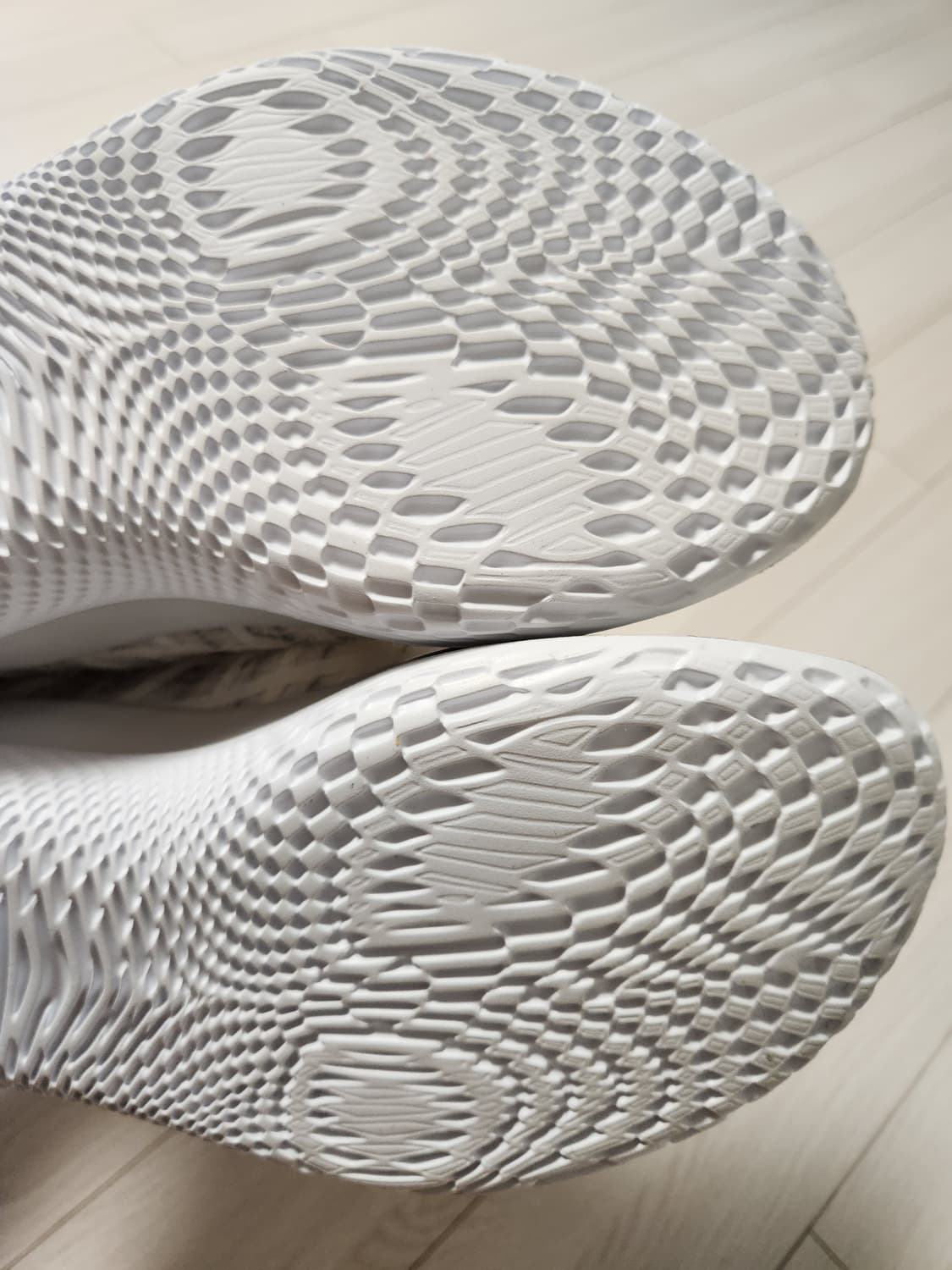 언더아머 운동화 UA Flow 벨로시티 윈드 2 CN 여성 러닝화 사이즈 상품이미지9