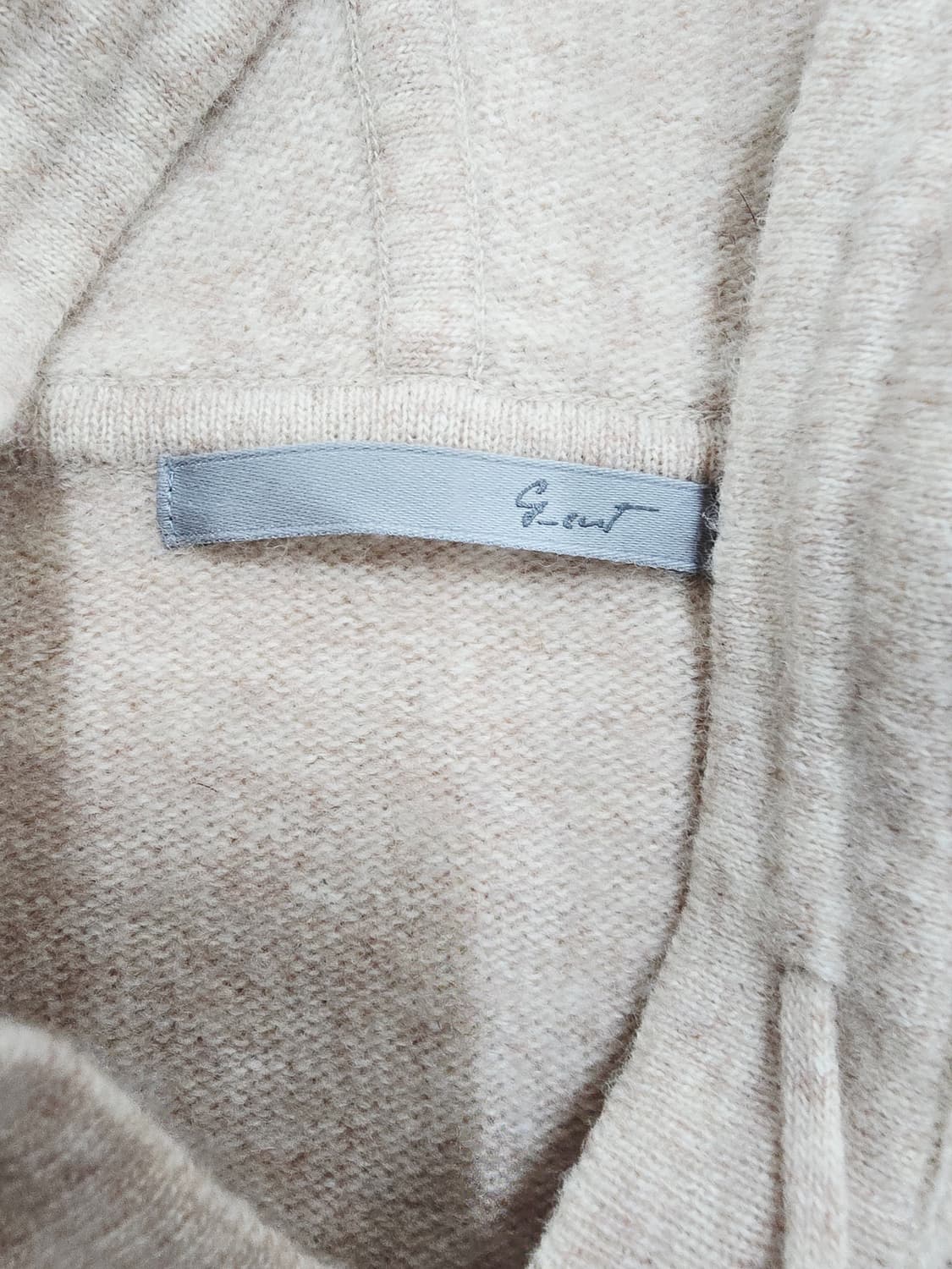 지컷 베이지 니트 후드티 모혼방 상품이미지8