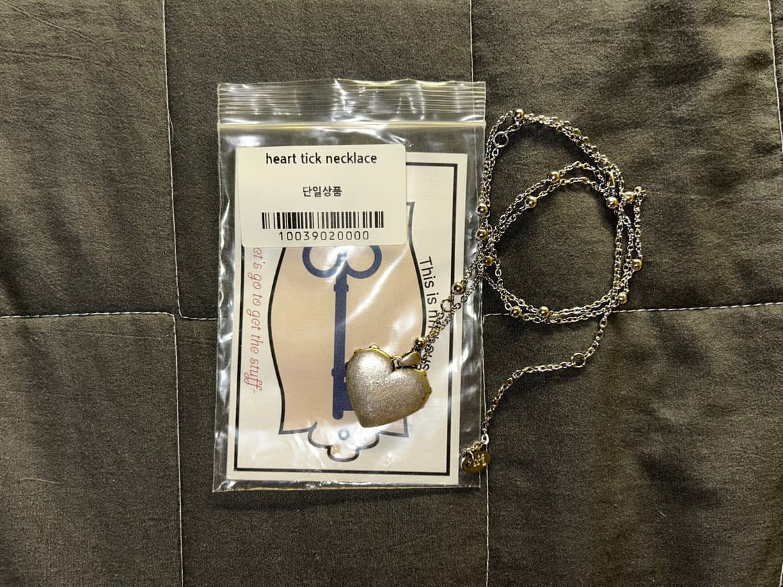 Nff heart tick necklace 상품이미지2