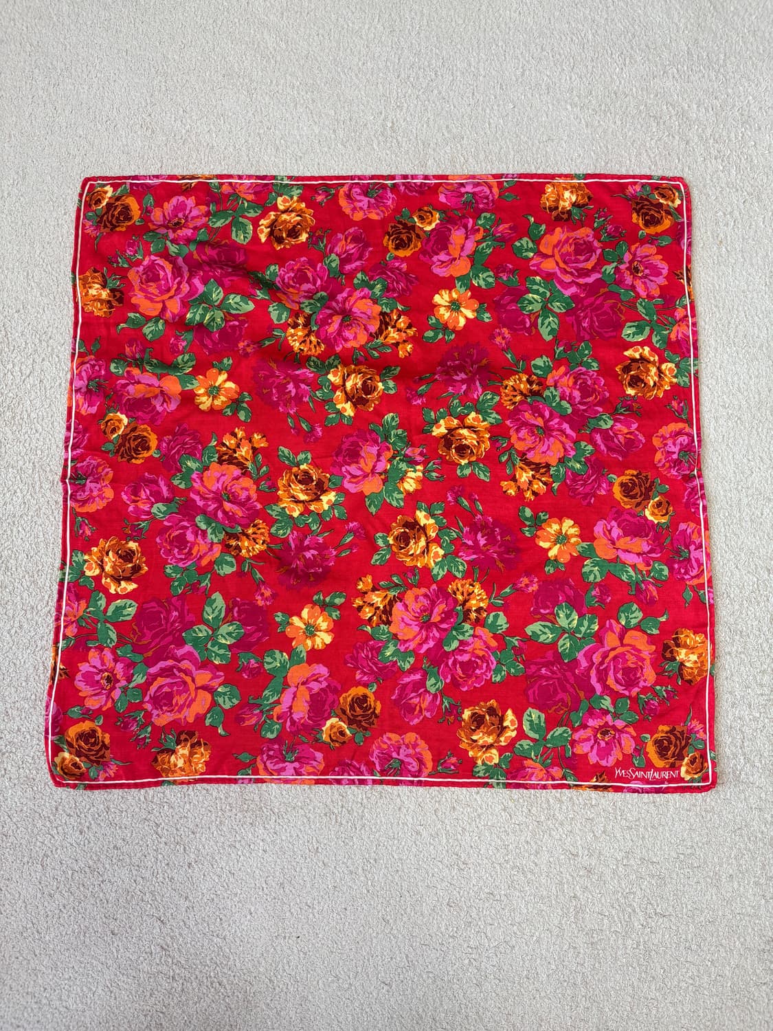 (빈티지) 입생로랑 YSL 플라워 패턴 핸드롤링 손수건/쁘띠스카프 상품이미지2