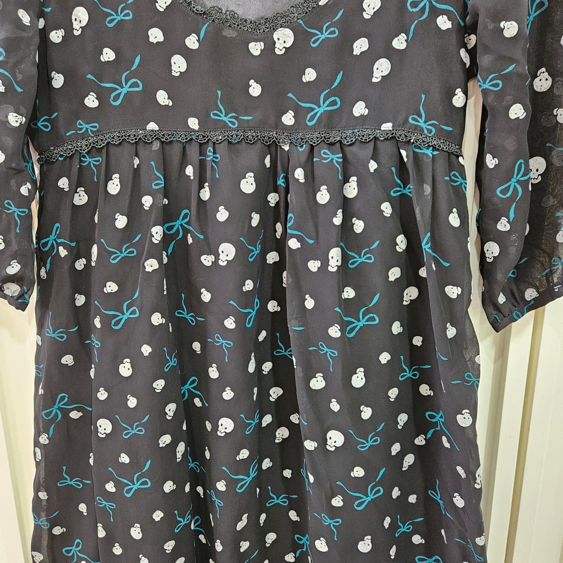 스컬 리본 쉬폰 원피스 상품이미지3