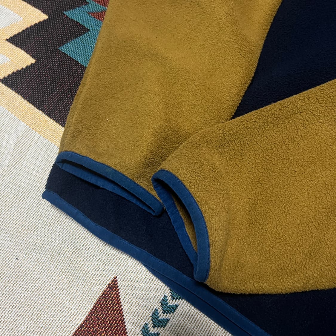 파타고니아 신칠라 투톤 컬러 스냅티 XL 상품이미지2