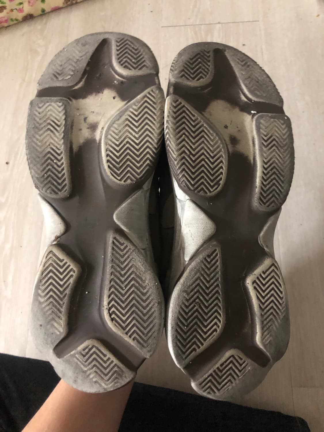 신을 때 발이 편안한 무로 보타곤 275 사이즈 상품이미지5