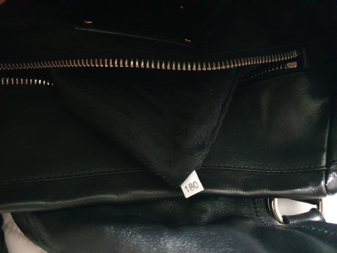 프라다(Prada) 소프트 카프 BN1628 블랙 토트백 상품이미지7