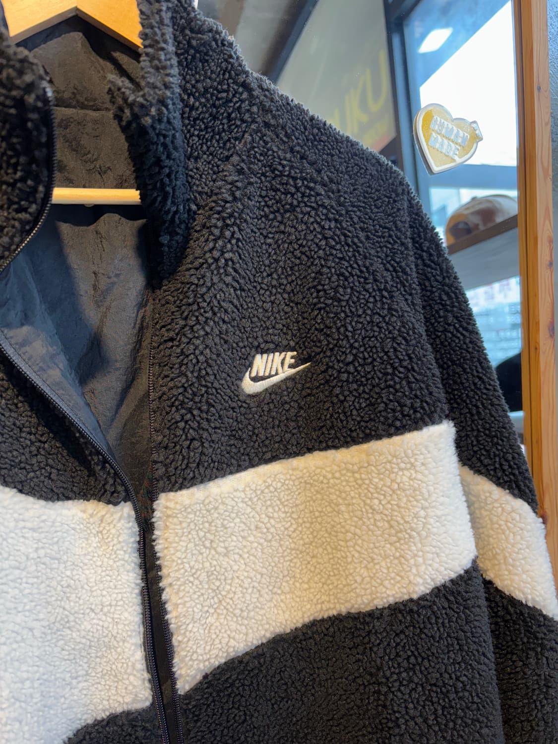 나이키 스우시 뽀글이 리버시블 플리스 XL 상품이미지3