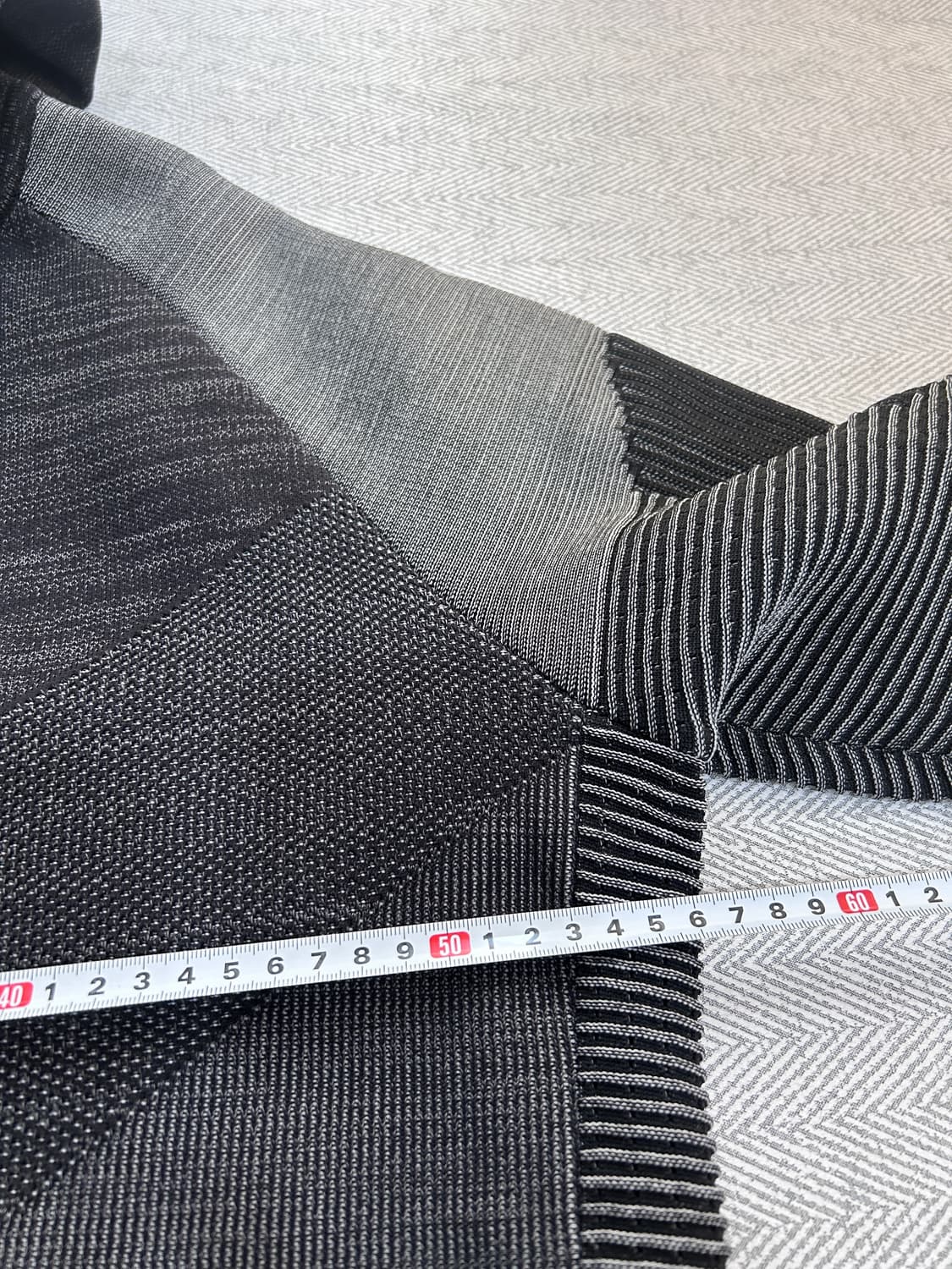 데상트 트레이닝 퓨전 플렉스 플리스 집업 자켓 남성 105 상품이미지10