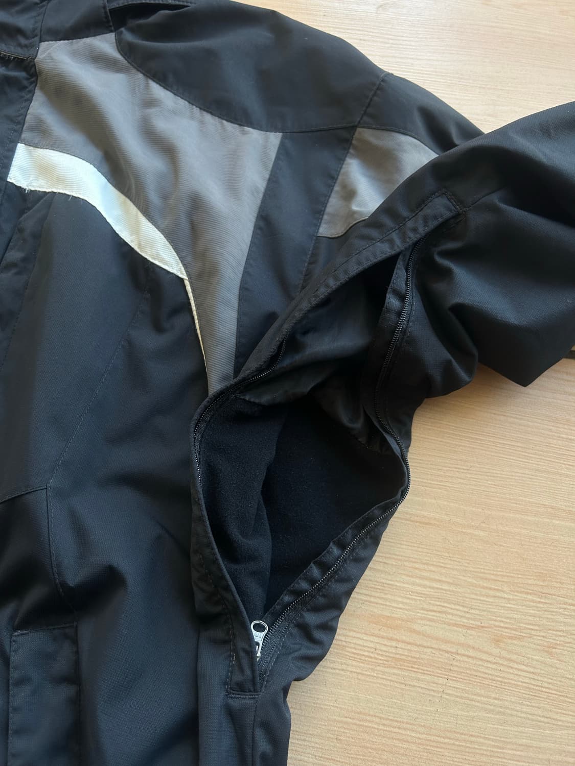 컬럼비아 티타늄 고어텍스 바람막이2XL 상품이미지4