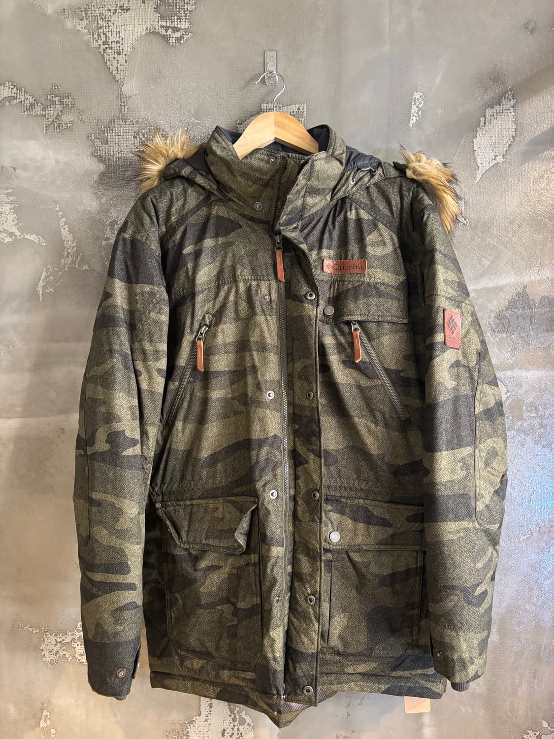 콜럼비아 카모 패딩 L 상품이미지1
