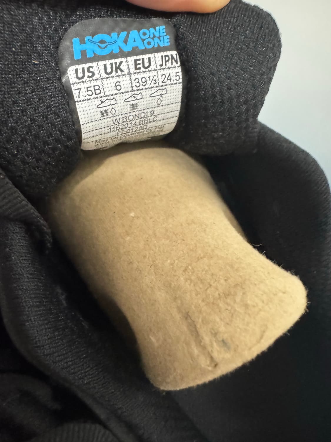 호카오네오네 본디9 245 새거 상품이미지2