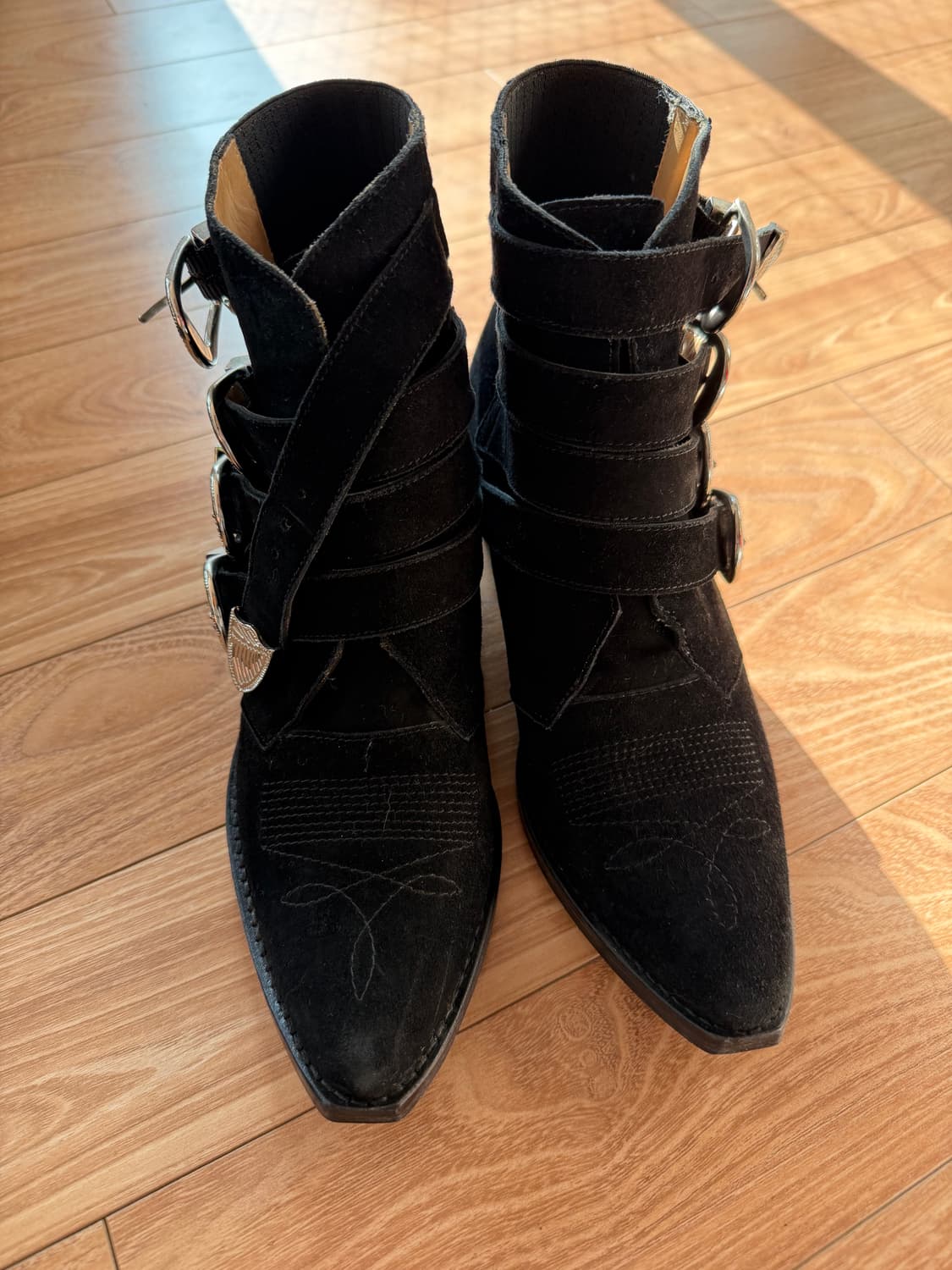 토가풀라 블랙 스웨이드 부츠 235 상품이미지4