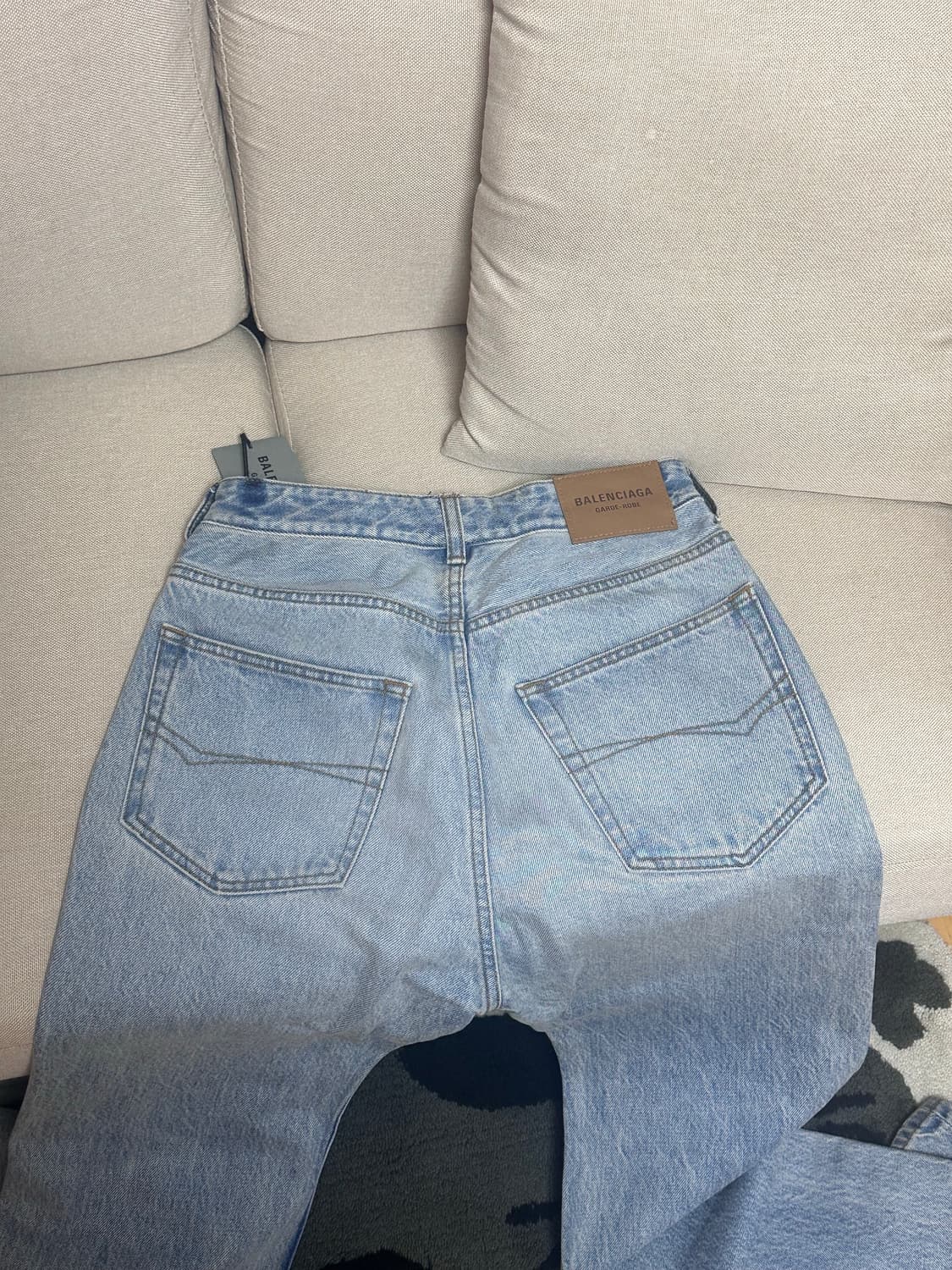 발렌시아가 플레어 데님팬츠 플레어진  775621TJW79 상품이미지5