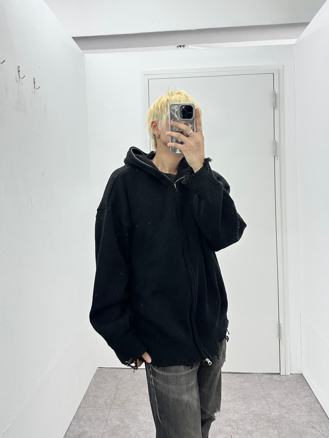 Distressed cut line 2 way full zip hoodi 상품이미지4