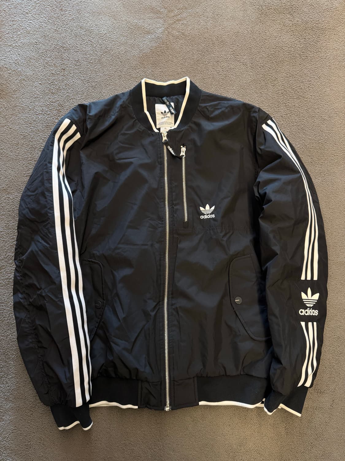 아디다스 패디드 패딩 자켓 처분  상품이미지1