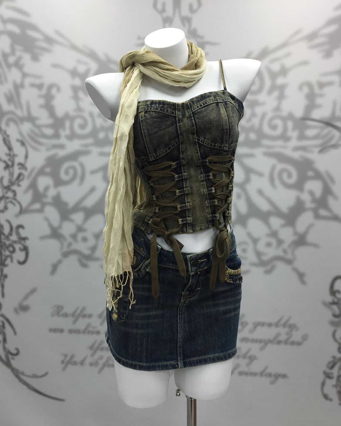 Grunge Y2K eyelet denim top 상품이미지1